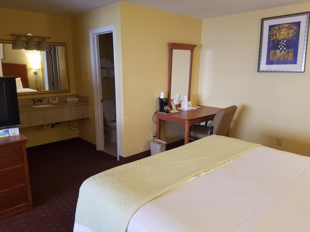 Quality Inn Poughkeepsie Ngoại thất bức ảnh