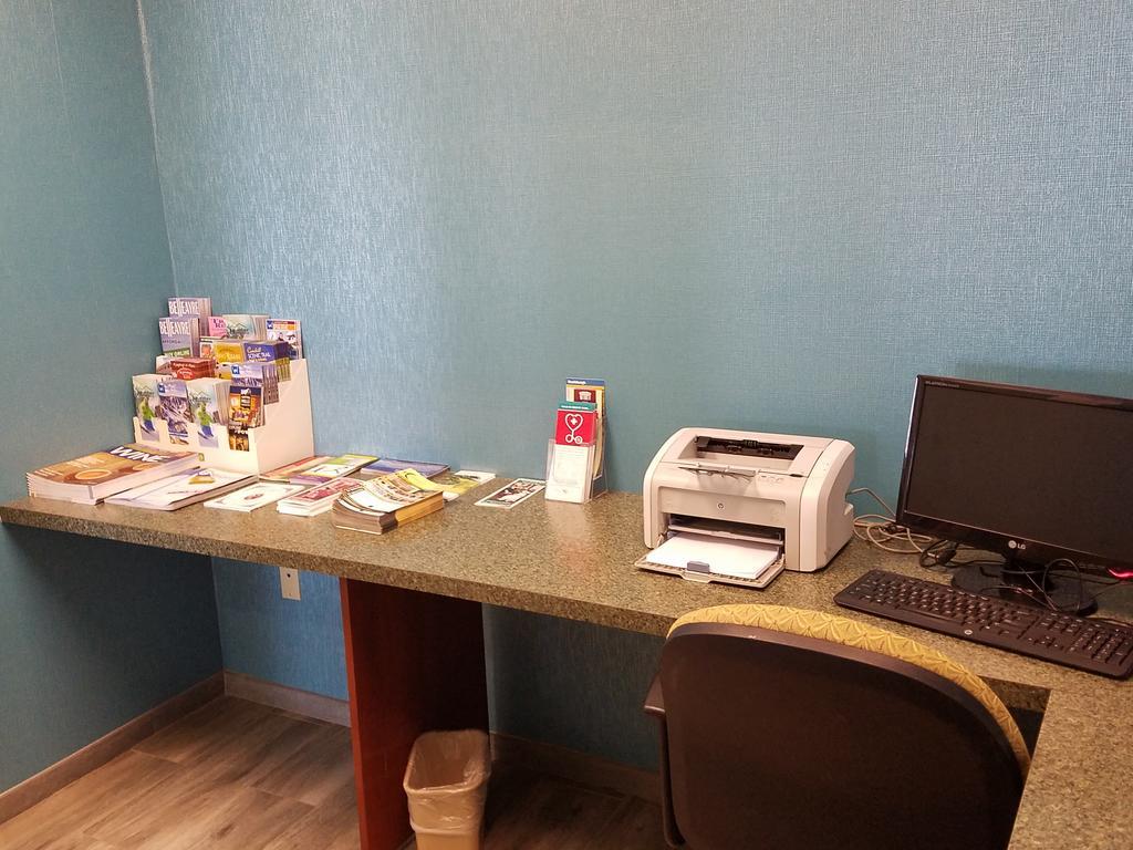 Quality Inn Poughkeepsie Ngoại thất bức ảnh